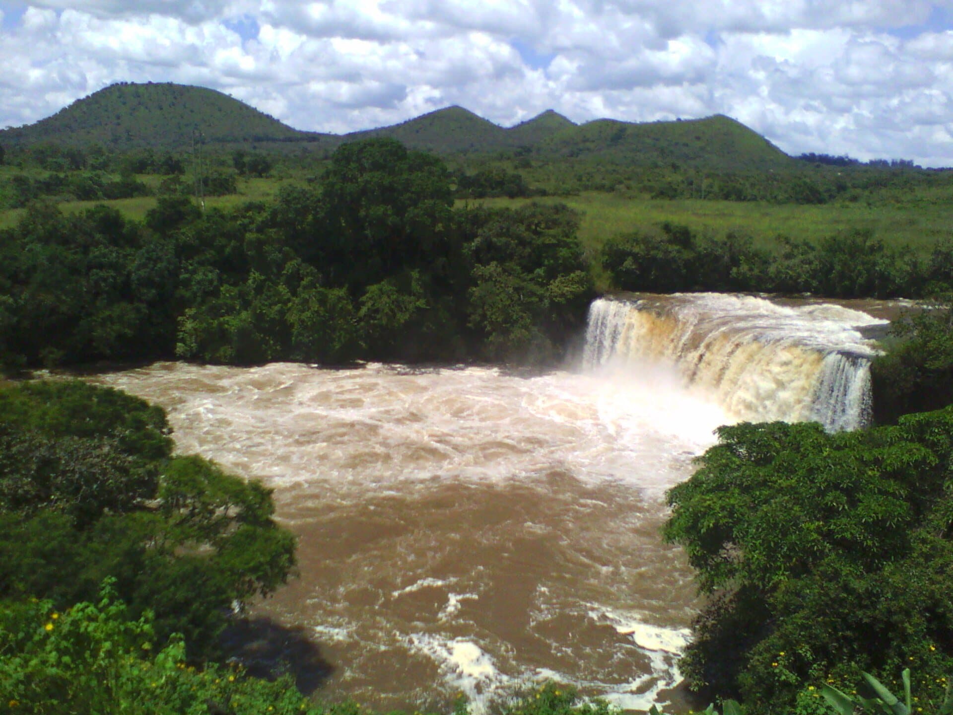Chutes de la Vina